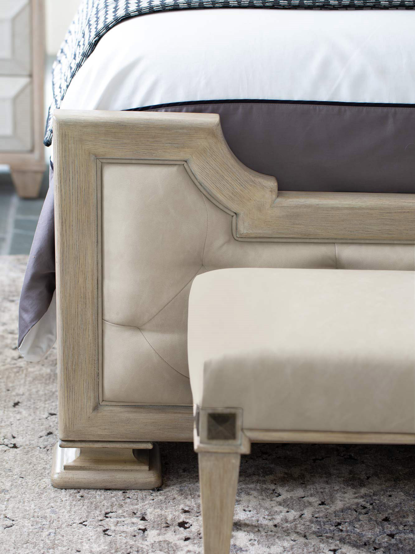 Bernhardt Santa Barbara Sandstone King Panel Bed BHK1116