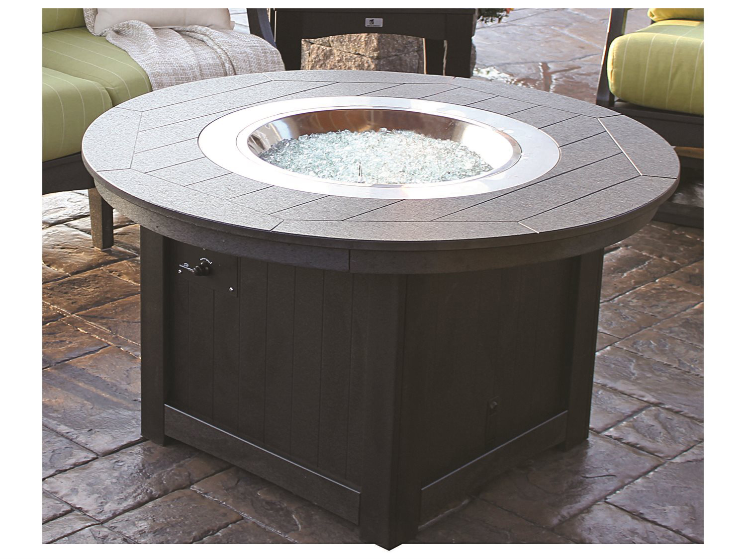 Berlin Gardens Donoma Round Chat Height Outdoor Fire Pit Table