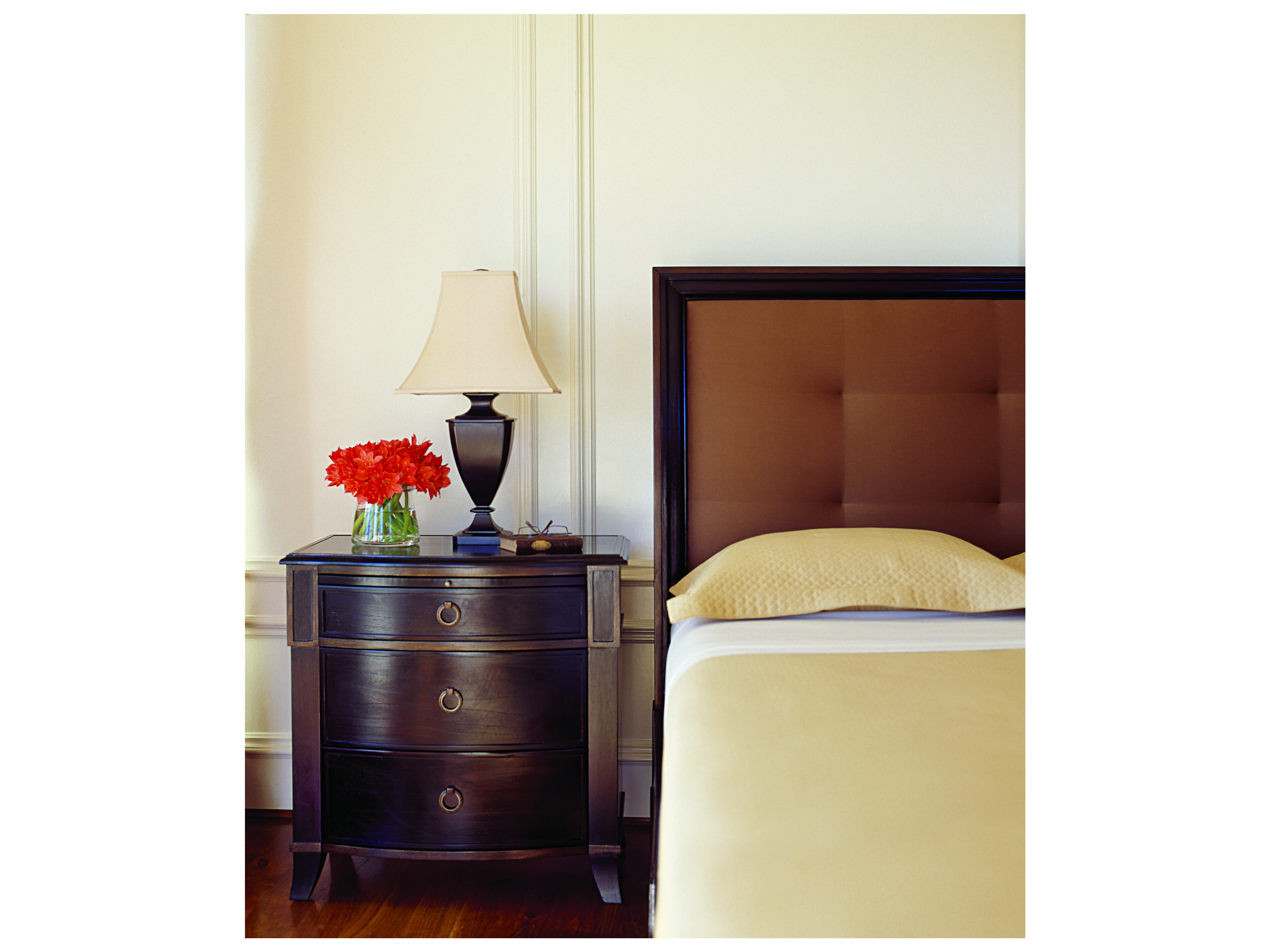 Brownstone Furniture Metropolitan Espresso and Antique Gold Crackle