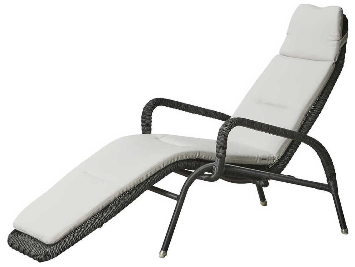 Cane Line Outdoor Sunrise Graphite Wicker Aluminum Stackable Chaise