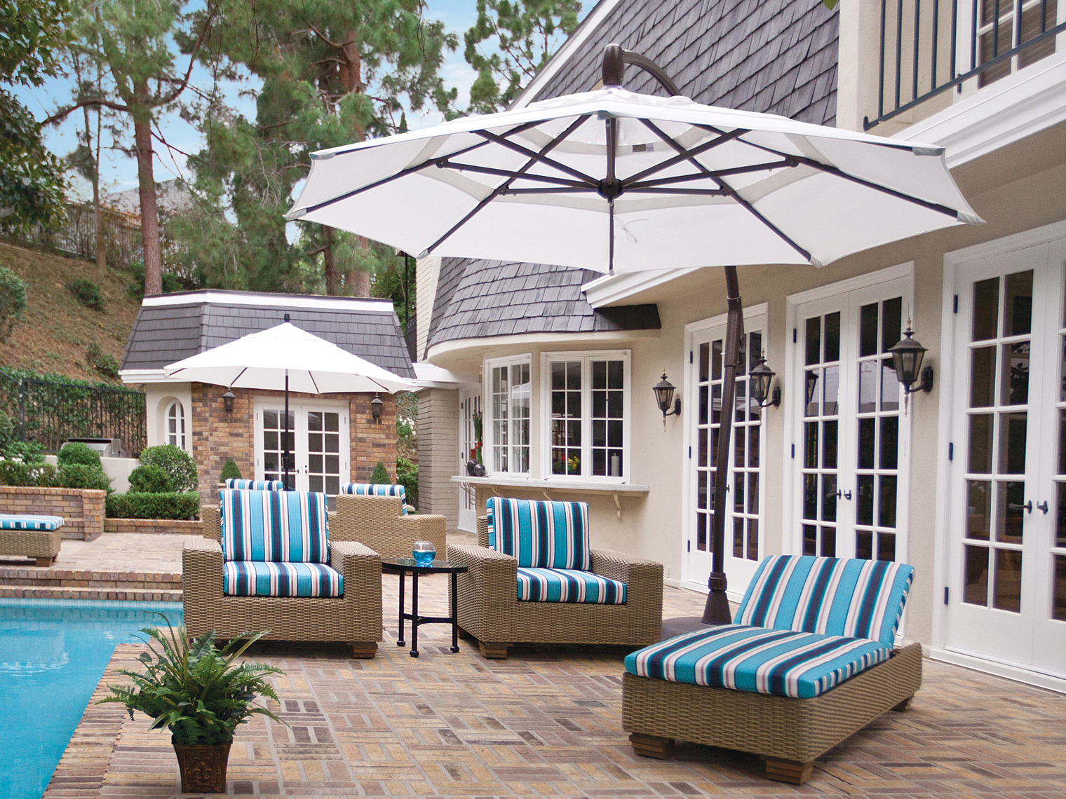 Treasure Garden Cantilever Aluminum 11' Crank Lift and Tilt Umbrella AG28