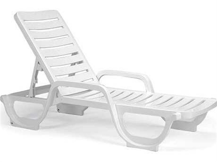Grosfillex Bahia Resin White Stacking Adjustable Chaise Lounge 44031004