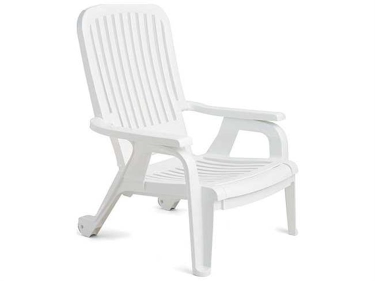 Grosfillex Bahia Resin White Stacking Deck Lounge Chair 47658004