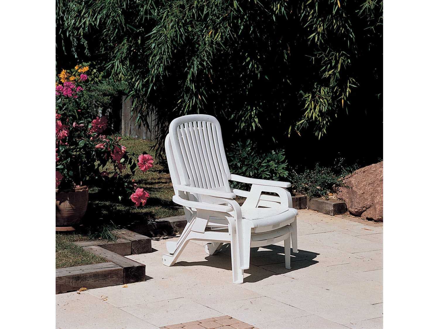 Grosfillex Bahia Resin White Deck Lounge Chair Set BAHAILNGSET8