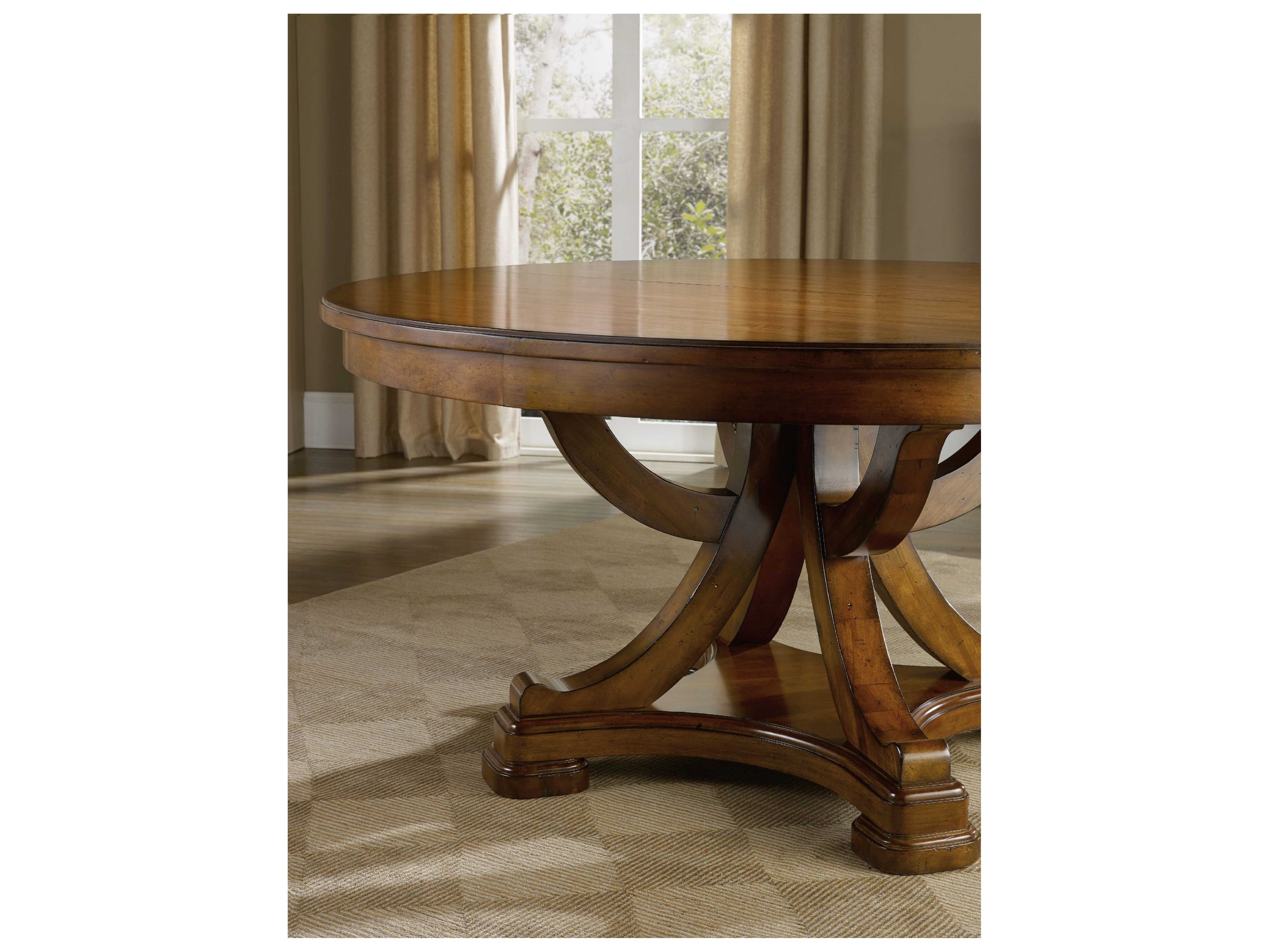 Hooker Furniture Tynecastle 60" Extendable Round Wood Dining Table
