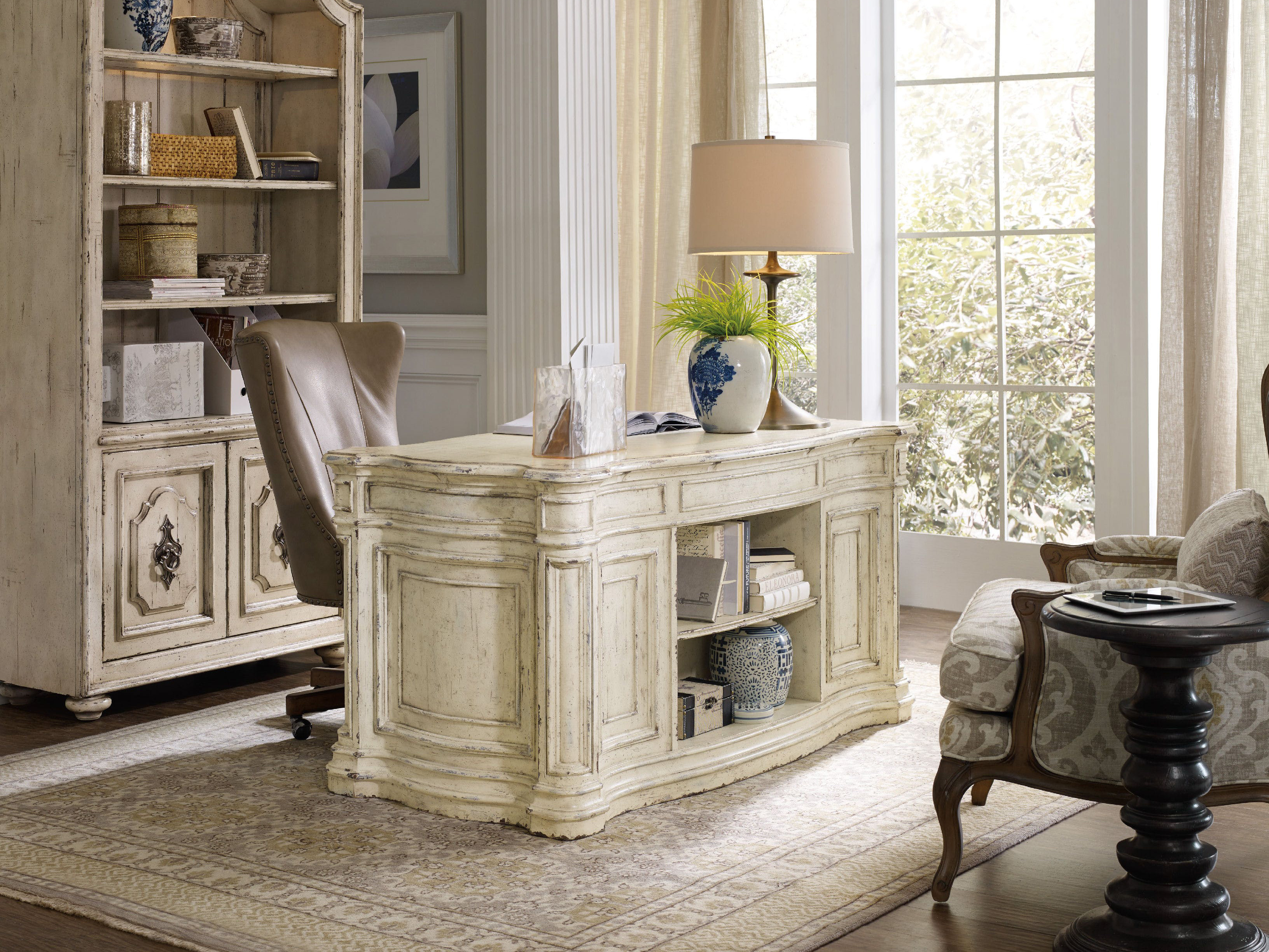 Hooker Furniture Lynn Caruso Falvo with Medium Wood Executive Chair