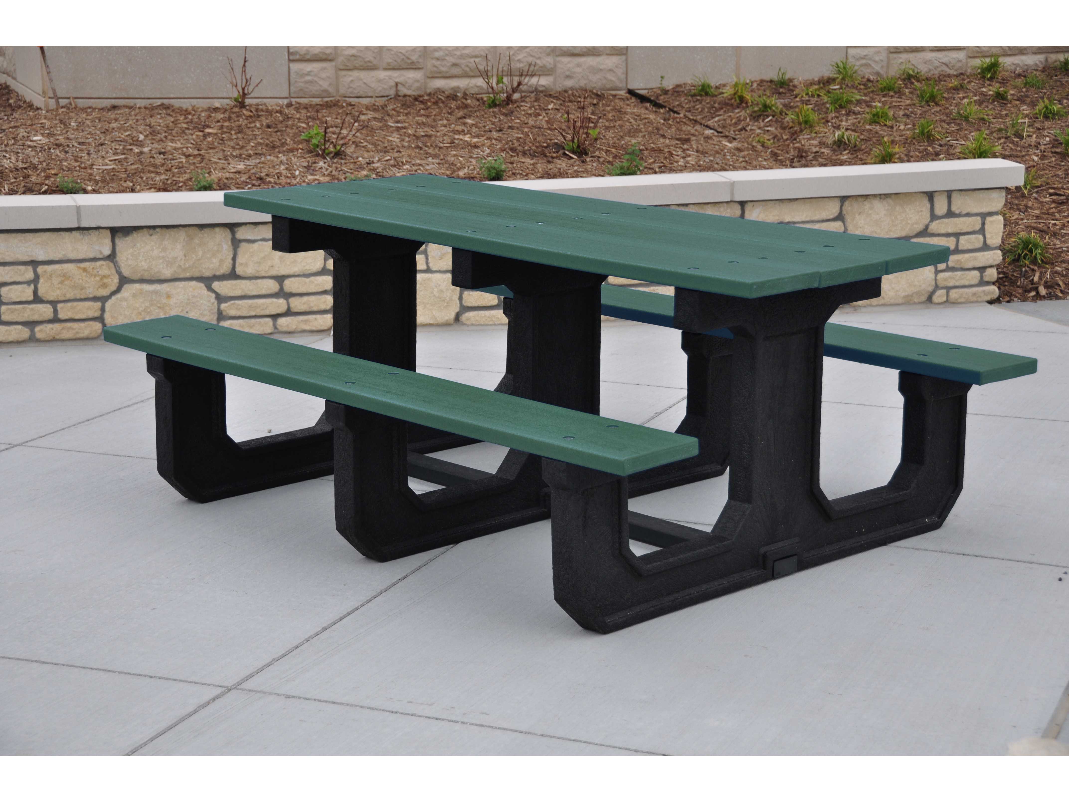 Frog Furnishings Park Place Recycled Plastic 6 ft. 72''W x 58''D