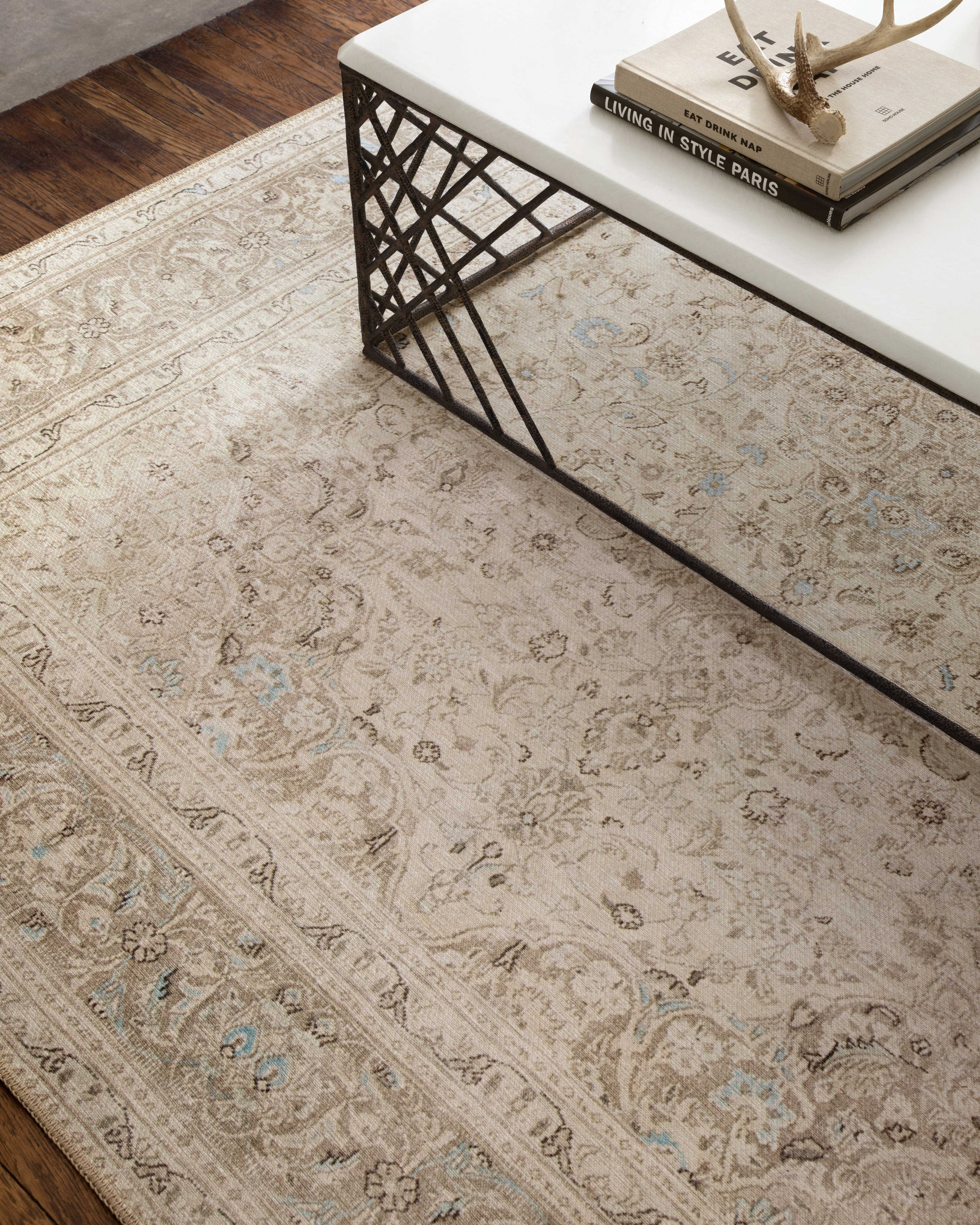Loloi Rugs Loren Floral Area Rug LLLORELQ03SATAREC