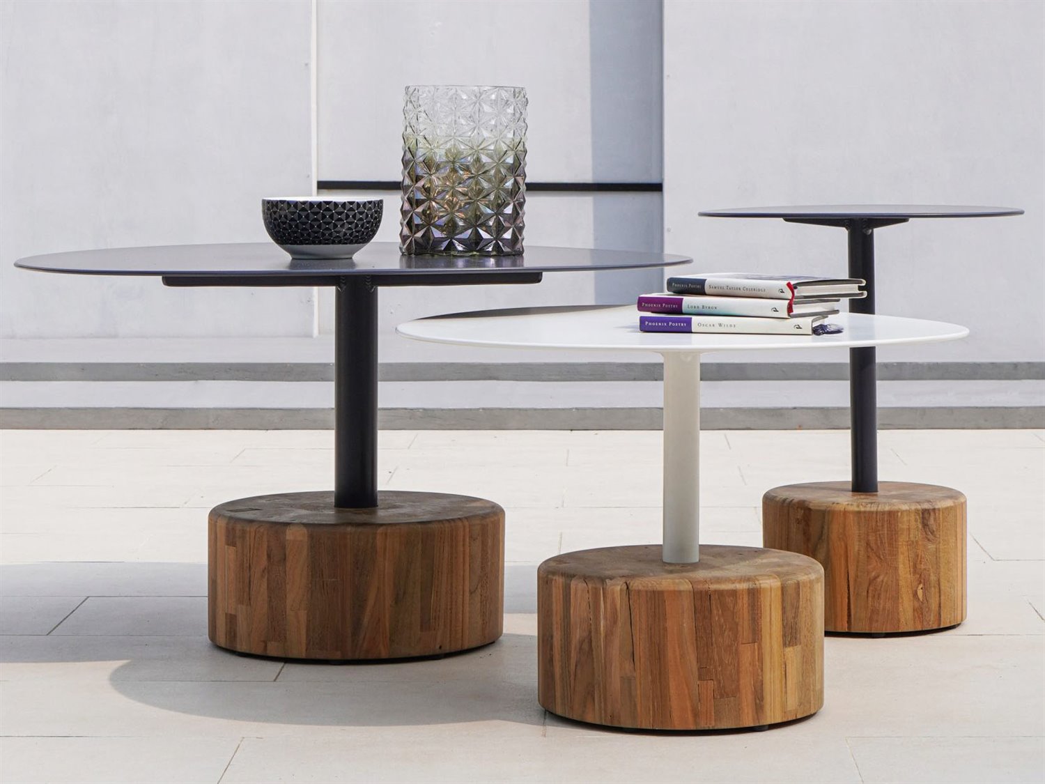 MamaGreen Glyph Aluminum Teak Dining Table Set GLYPHDINTBLSET1