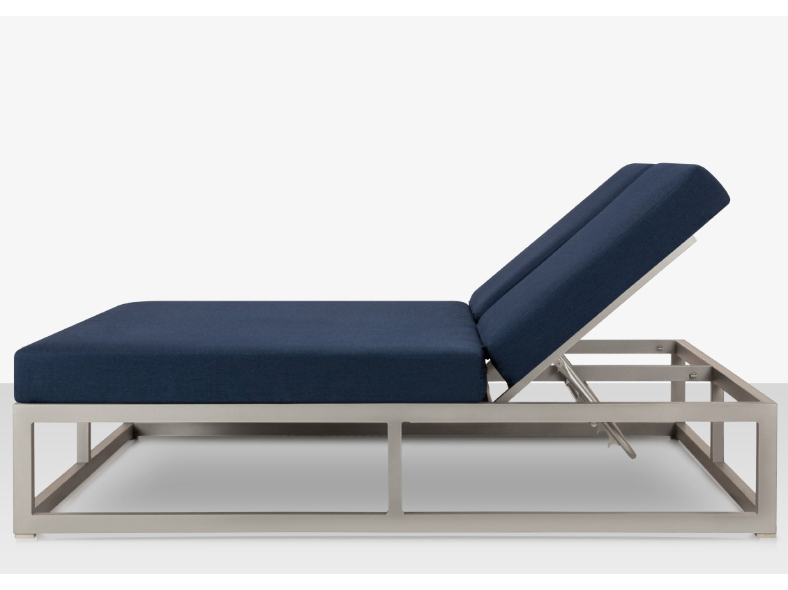 Source Outdoor Furniture Iconic Aluminum Double Chaise Lounge SCSF3217213