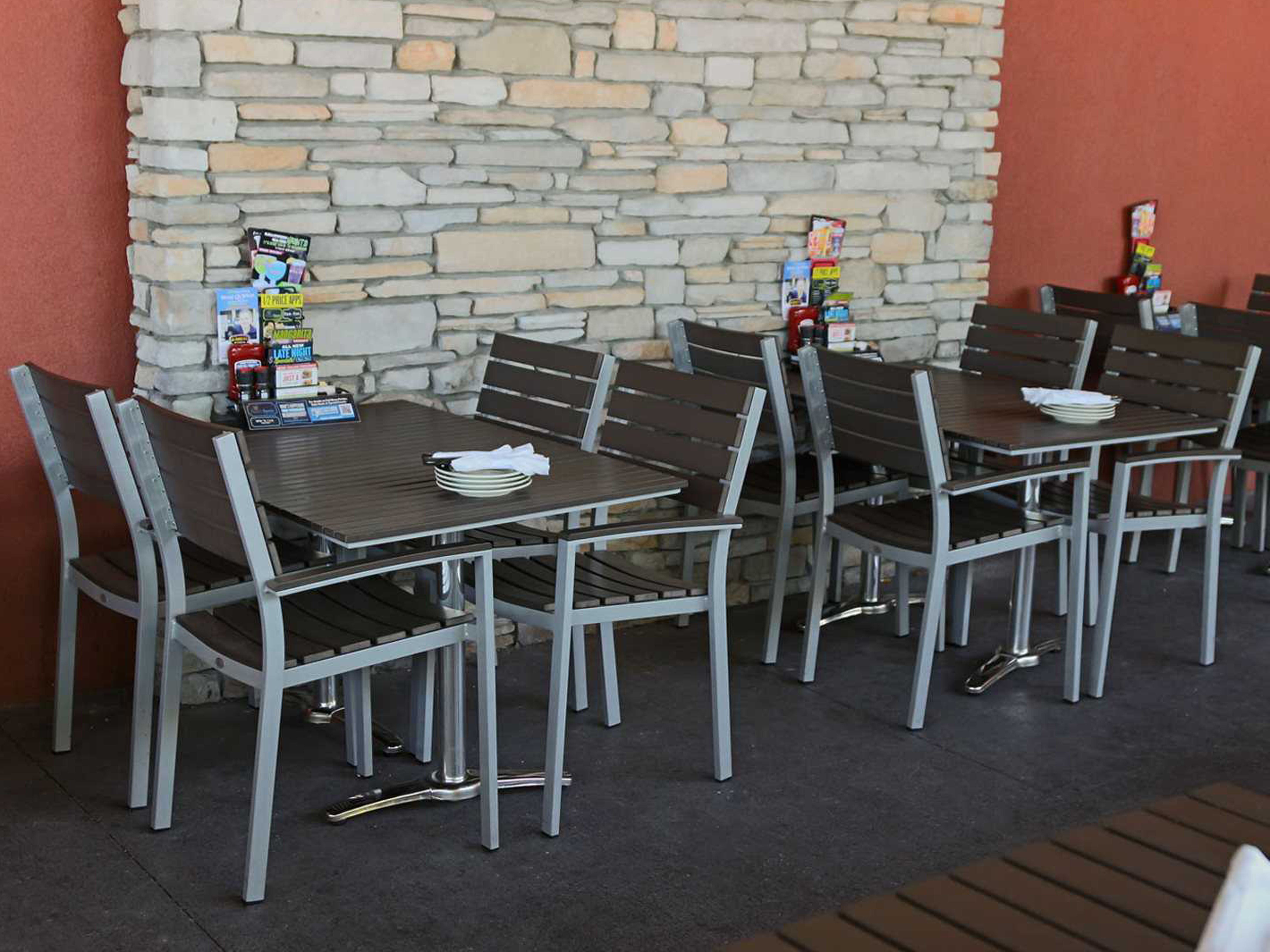 Source Outdoor Furniture Vienna Aluminum Dining Set VIENDINSET3