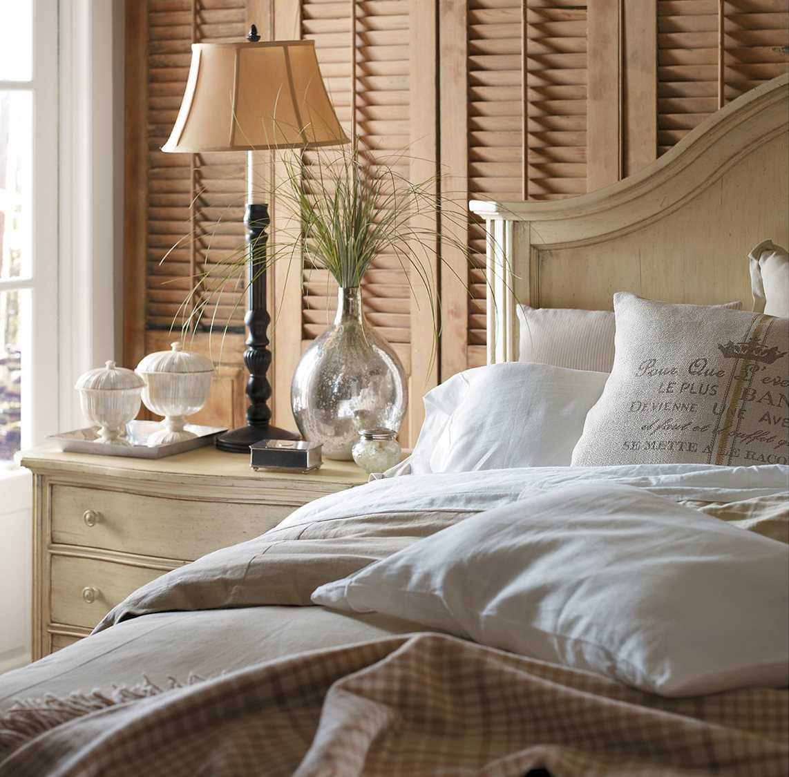 Stanley Furniture European Cottage Bedroom Set SL0072340SET