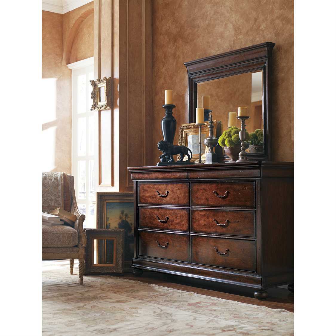 Stanley Furniture Louis Philippe Orleans Double Dresser SL0581305