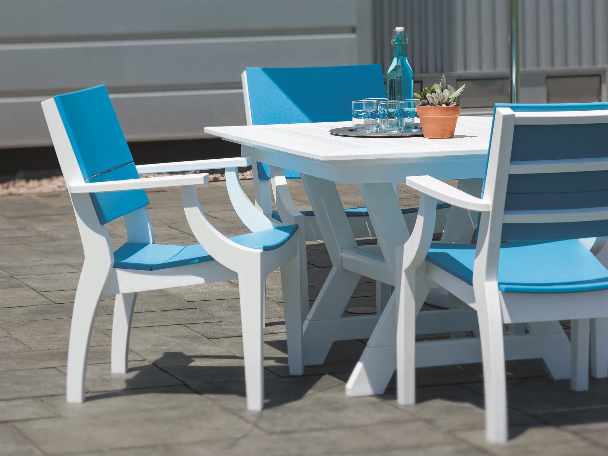 Seaside Casual Sym Recycled Plastic Dining Set SSC220SET4