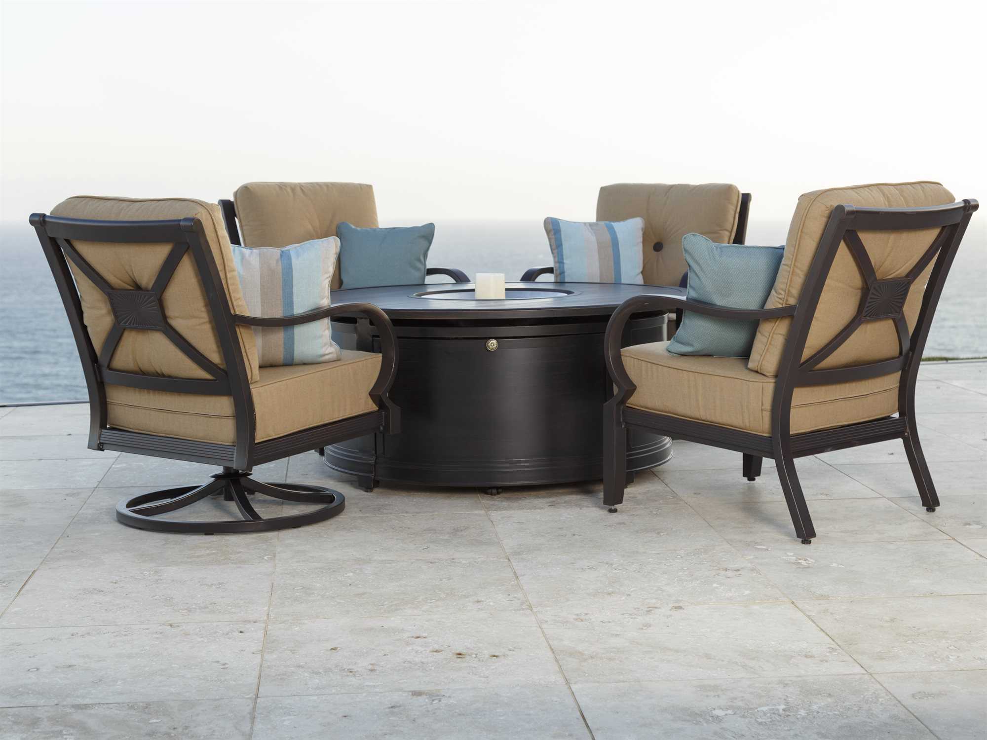 Sunvilla Laurel Cushion Aluminum Swivel Lounge Chair in Spectrum Sesame