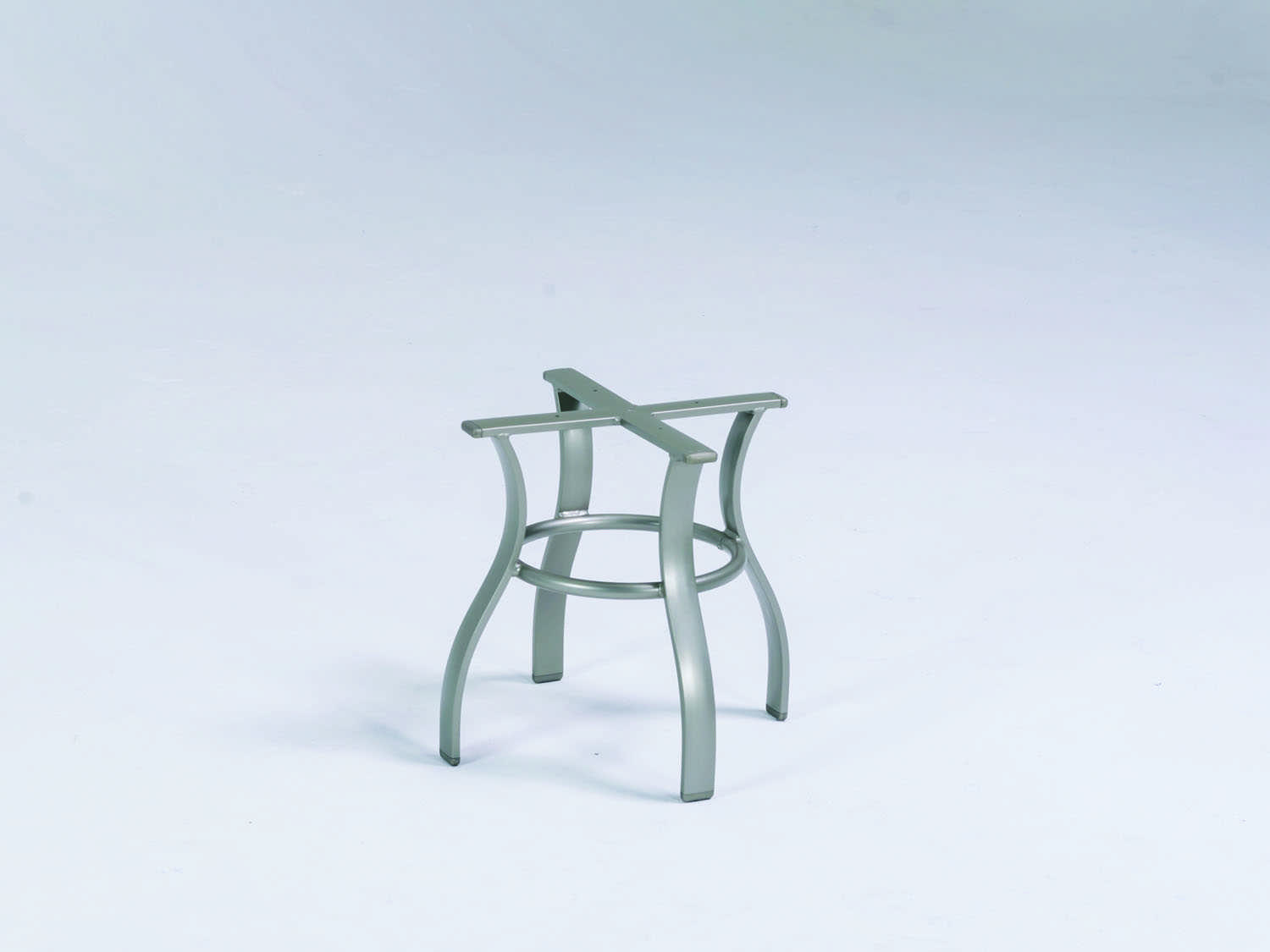 Tropitone Bases Cast Aluminum Round Coffee Table Base Only 18H 560382B