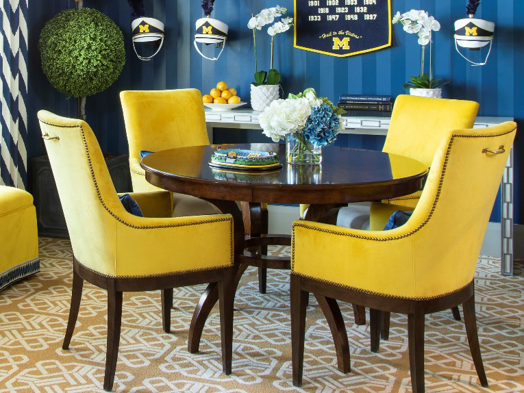 Woodbridge Furniture Bordeaux 4872'' Wide Round Dining Table with Extender WBF506510T