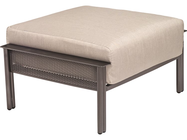 Woodard Jax Wrought Iron Ottoman | 2J0086 (750 x 563 Pixel)