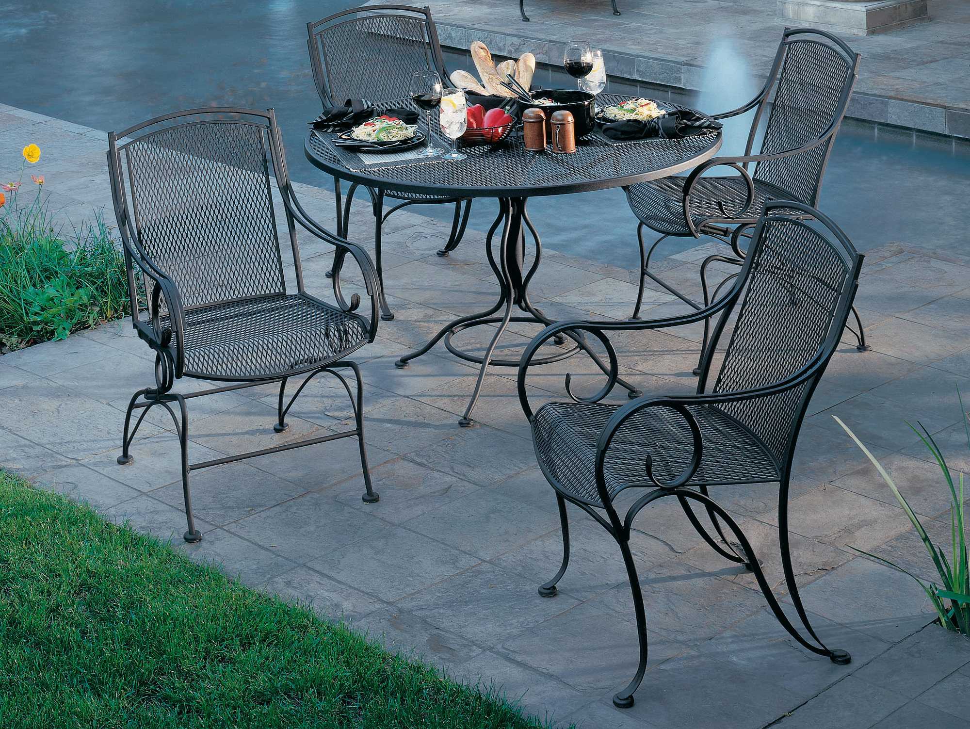 Woodard Modesto Wrought Iron Dining Set GCCDS