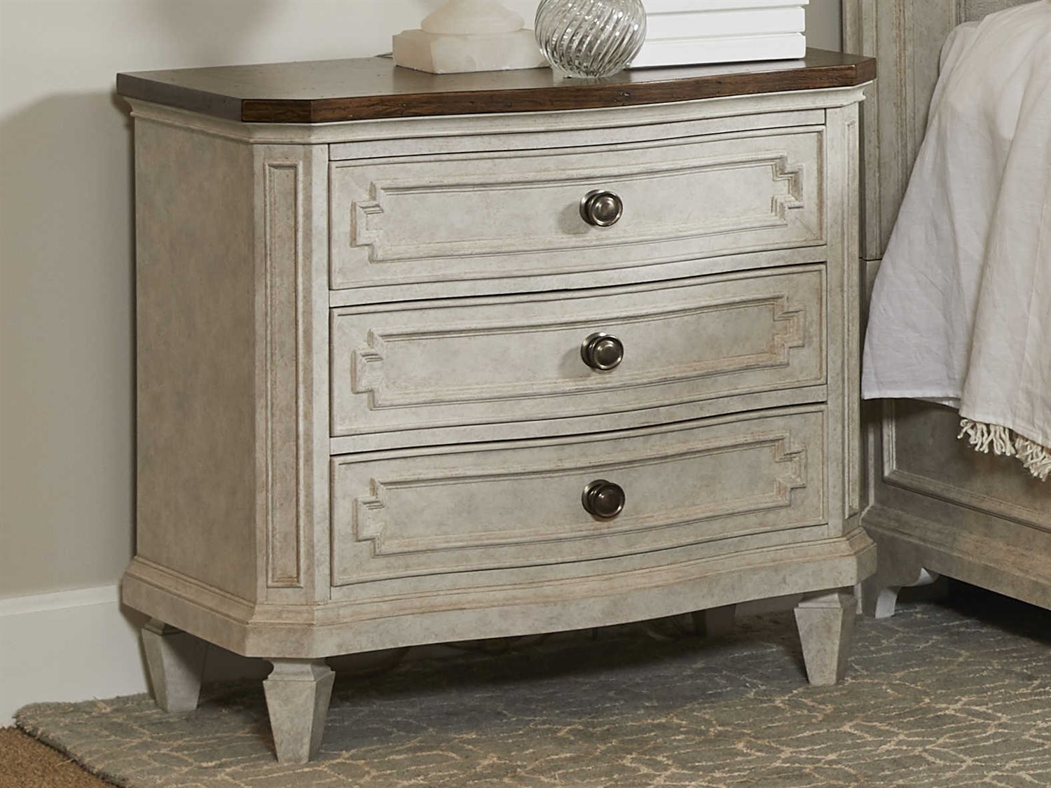 Stanley Furniture Hillside 3 Drawers Nightstand SL811D380
