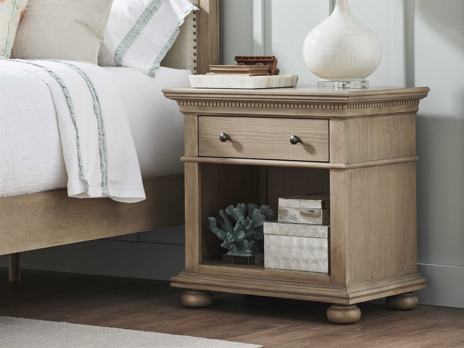 Universal Furniture Brown OneDrawer Nightstand UFU099G355