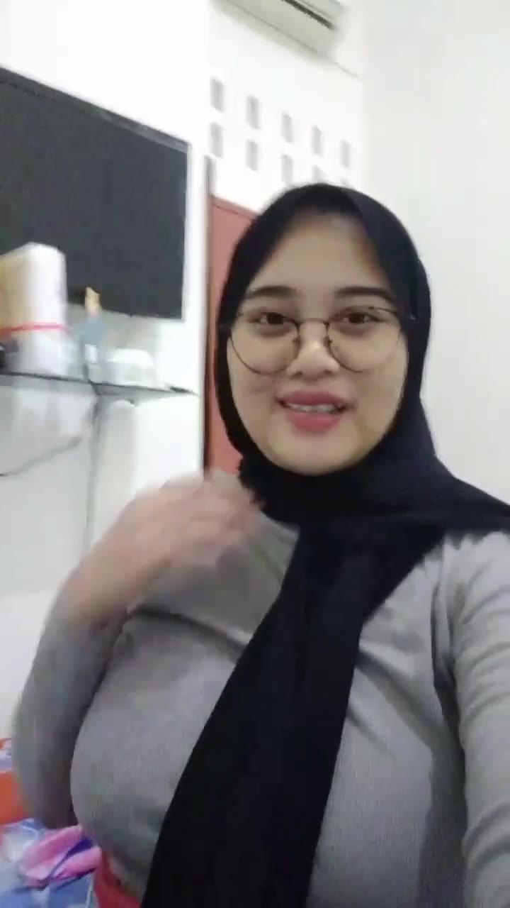 Acha Pake Hijab Mantaap Yuzuukawaii Poop Hd
