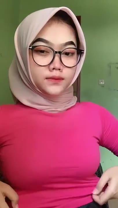 Akira Hajime Seleb Tiktok Blunder Hijab Video Indo