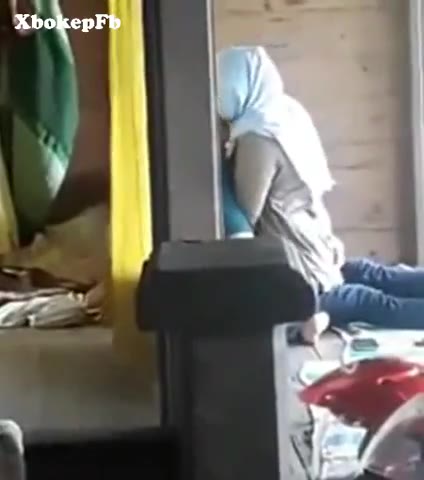 Bokep Jilbab Ketahuan Mesum Sama Warga Simontok