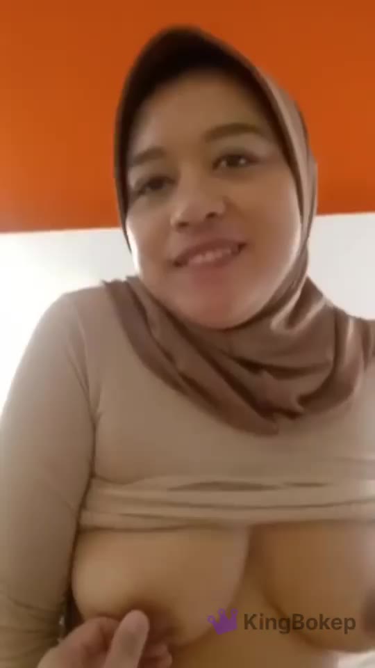 Binor Jilbab Dimainin Sampai Muncrat Squirt Kingbokep