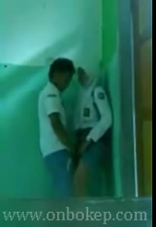 Siswi Jilbab Ngentot Masih Seragam Sma Doodstream