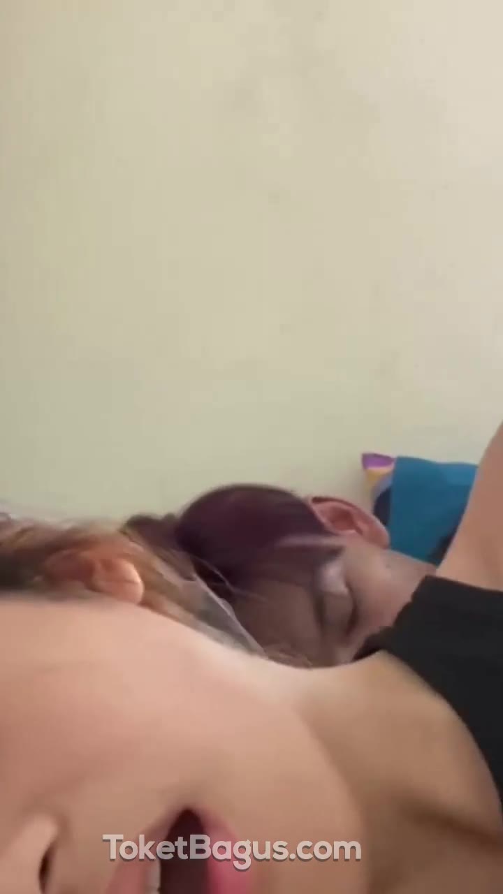 Video Viral Selebgram Di Ewe Jamet Pekoblive