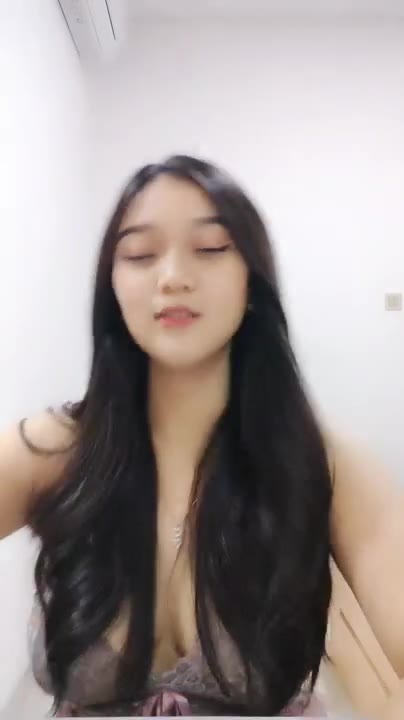 Sheeila Indy Cantik Live Barbar Lingerie Abu