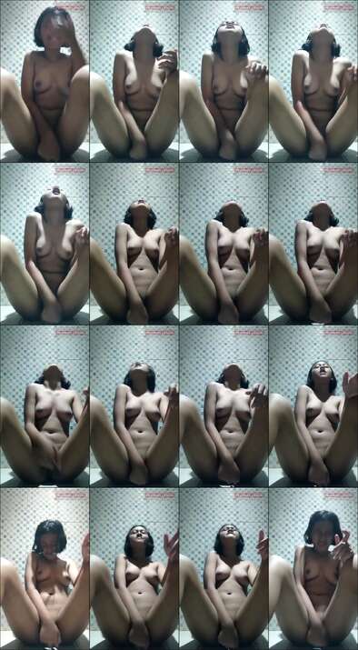 Poster for Video Bokep Nuraidah Abg Smp Suka Sange Dood Fan