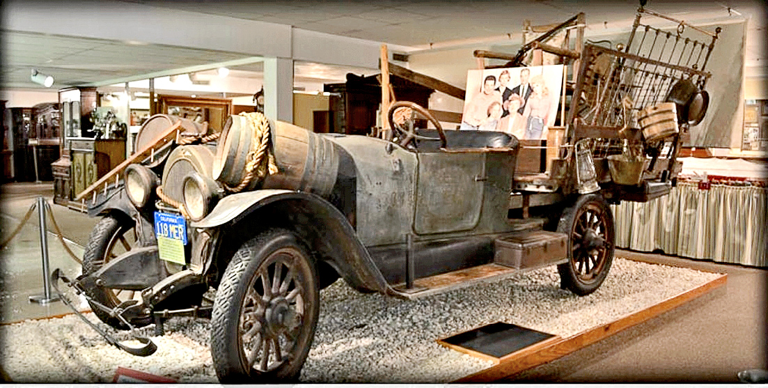 El auto de los ‘Beverly Ricos’ – elnorte