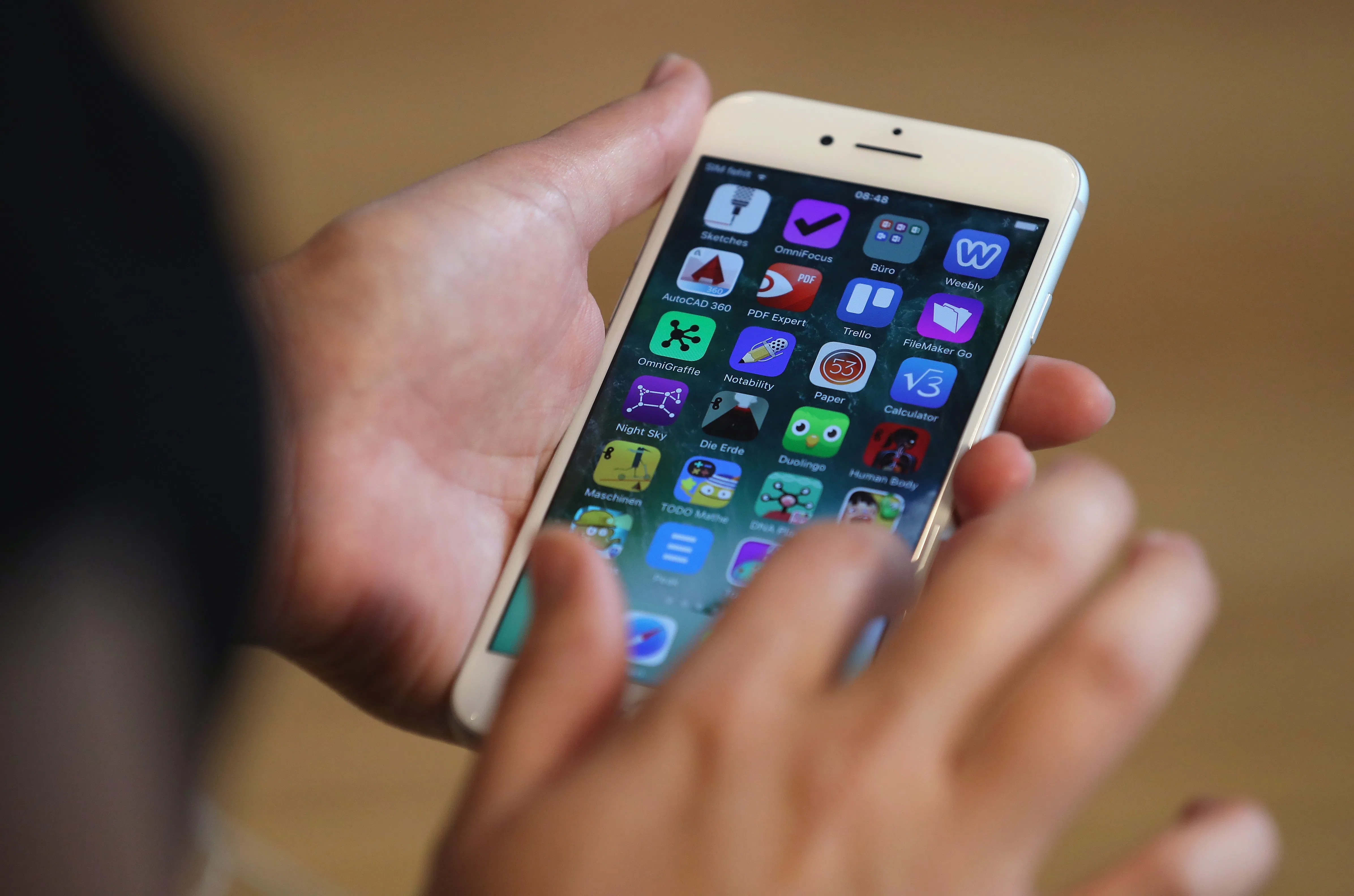 How To Make Sure Your iPhone Changes For Daylight Saving Time