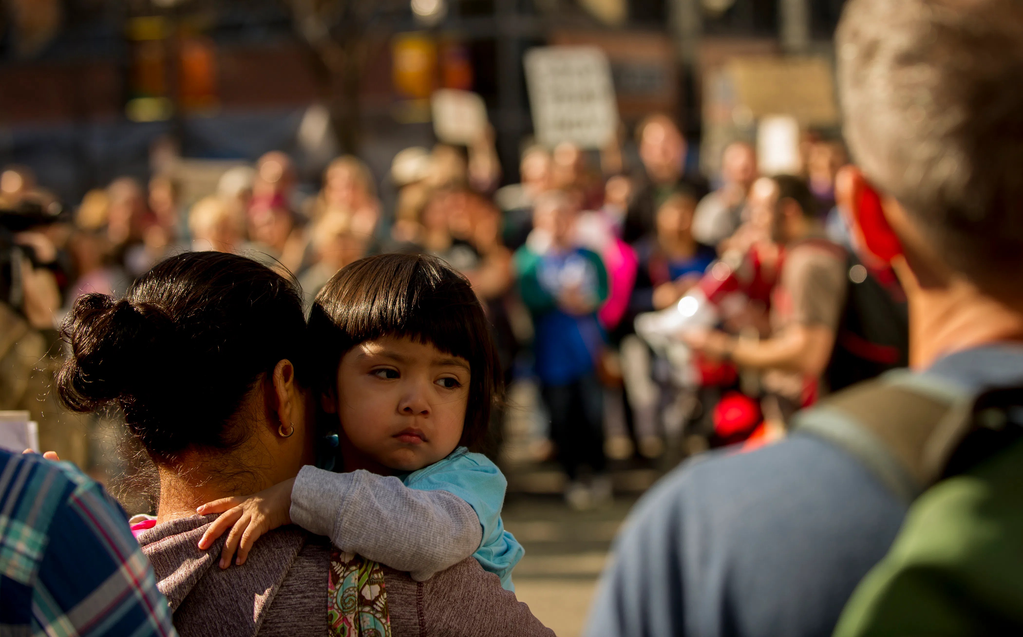 Chicago Schools Say Immigration Officials Can't Enter Buildings Without
