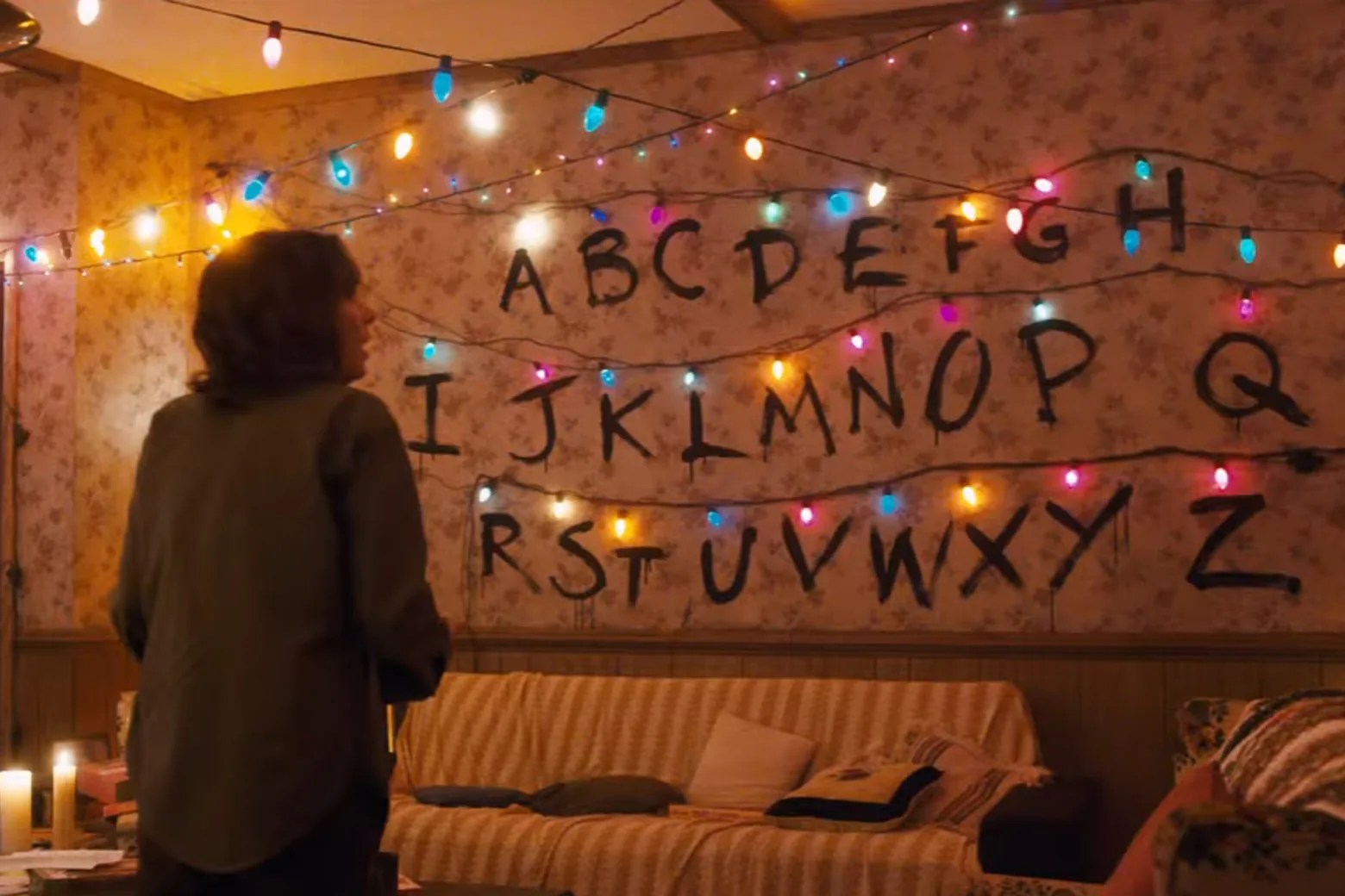 How To Make Your Own ‘Stranger Things’ Lights