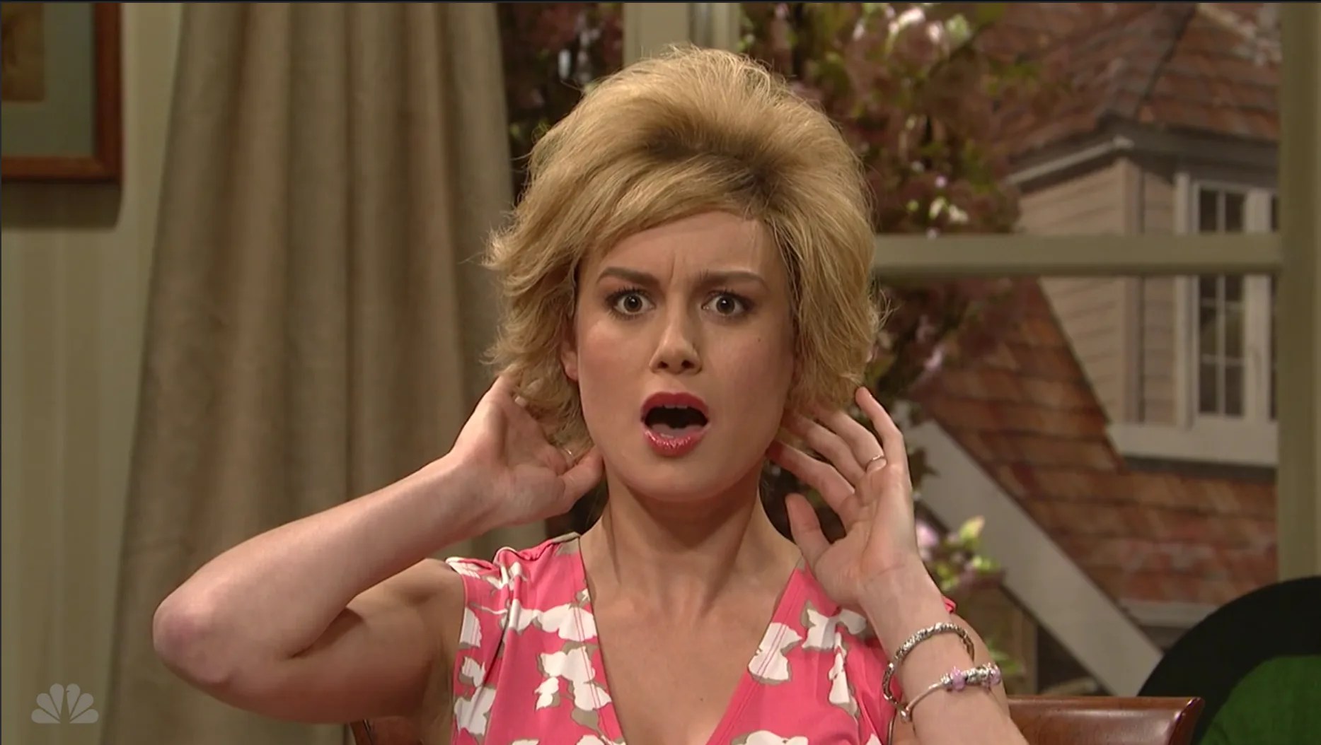‘SNL’ Says Happy Mother’s Day With A Tribute To Mom Hair