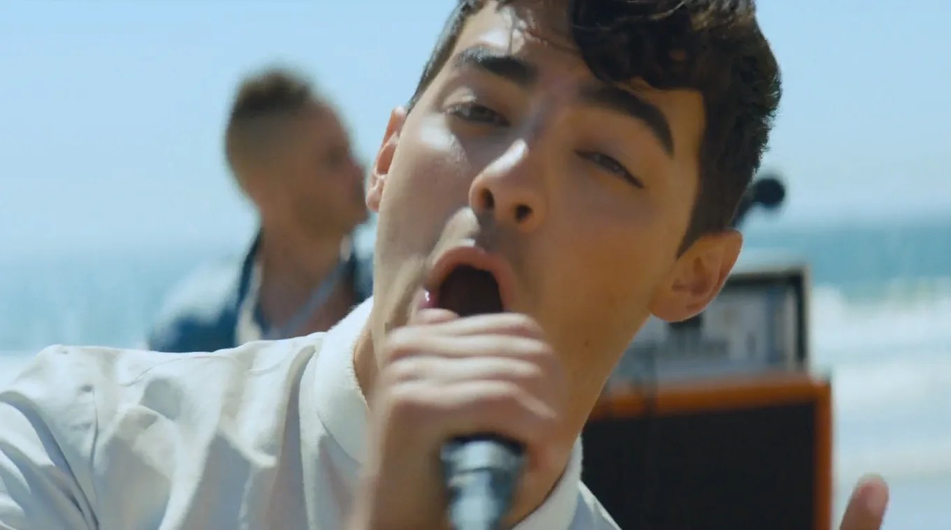 Watch The Gigi HadidDirected DNCE “Cake By The Ocean” Music Video