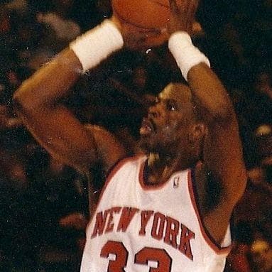 The Best Athletes Who Wore Number 33, Ranked By Fans