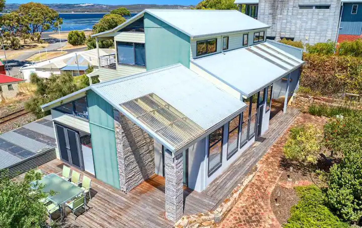 10 Stunning Albany Airbnbs to Inspire Your Next Trip Down South