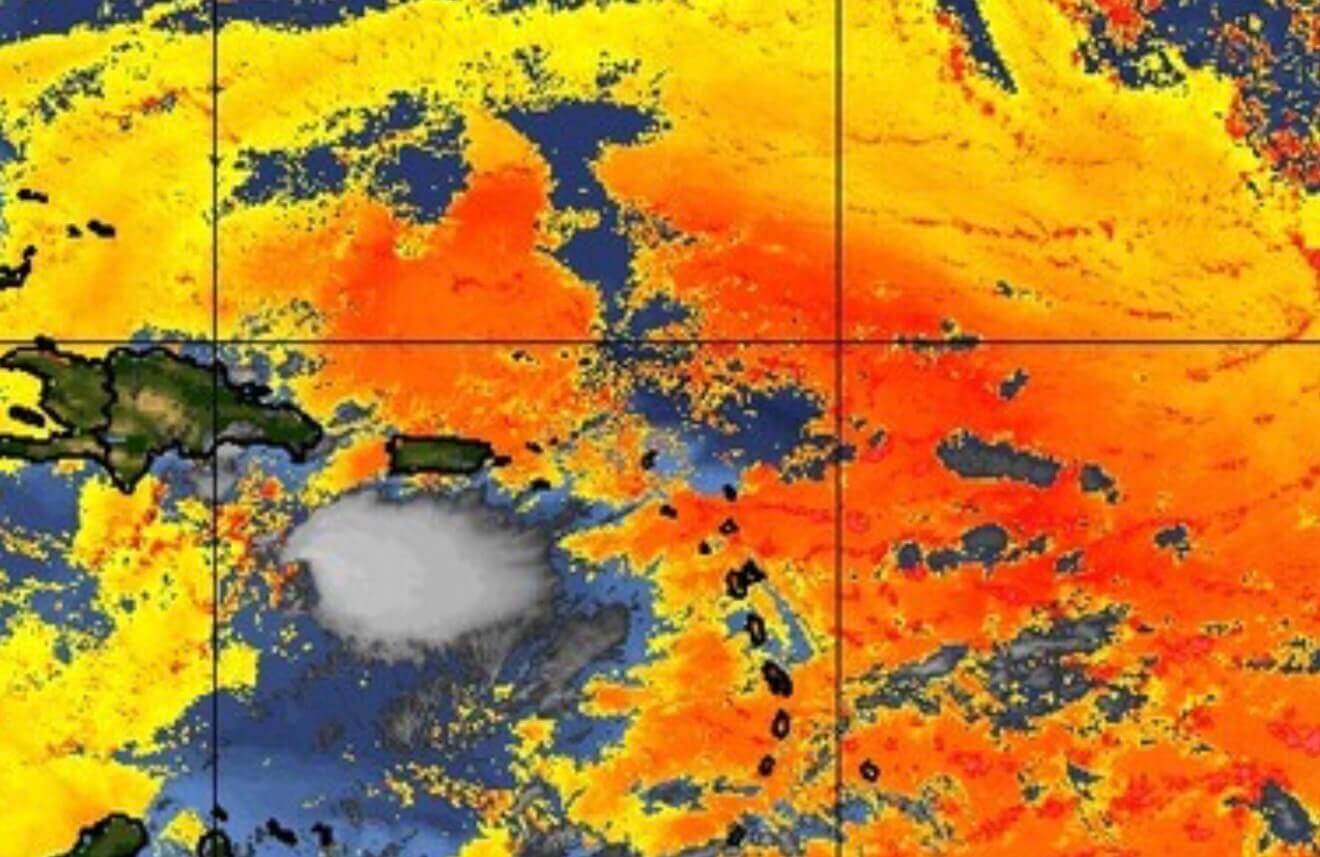 Polvo del Sahara y actividad de lluvia limitada
