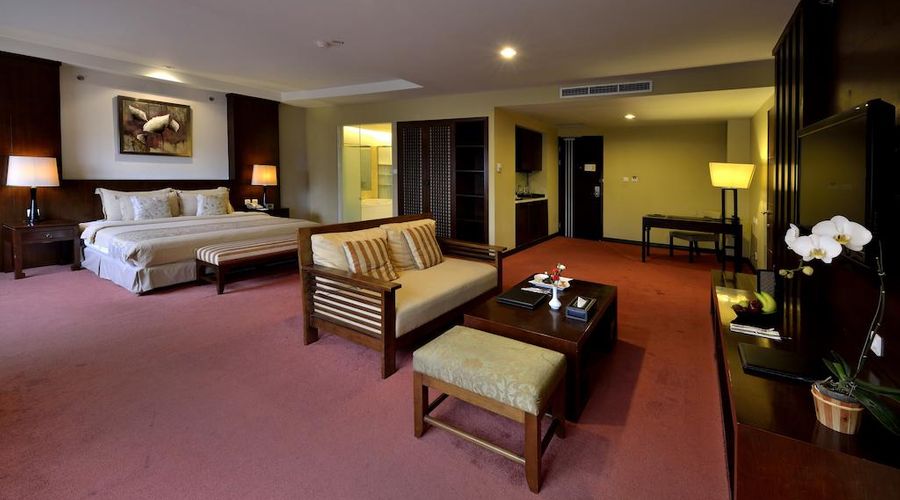 Book Grand Serela Setiabudhi Bandung, Bandung Book now