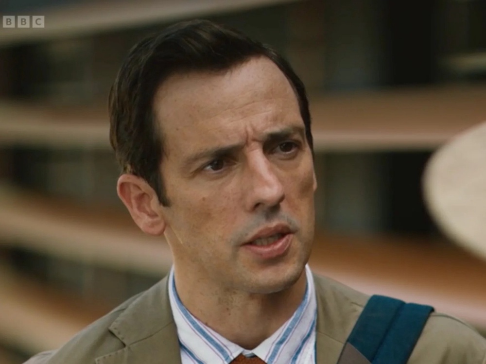 Death in Paradise viewers left disappointed by longstanding character