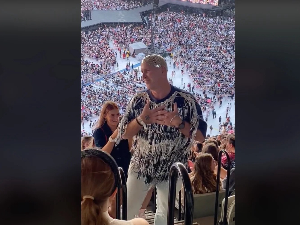 Taylor Swift fan’s dad dresses up as mirrorball for Australia Eras Tour