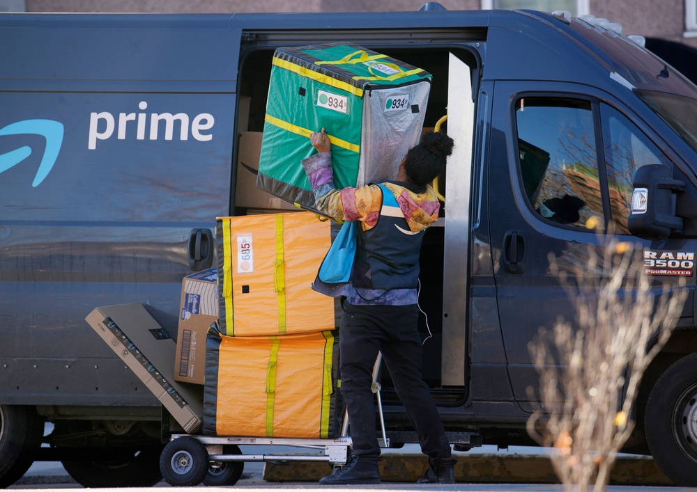 Amazon To Settle Lawsuit Over Prime Heres What It Means For You