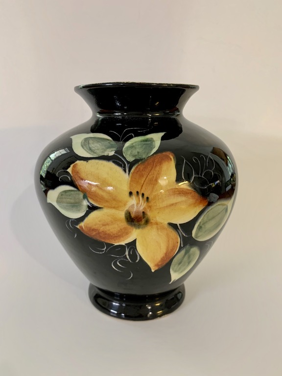 Gloss Black Vase with Flowers Antiques Board