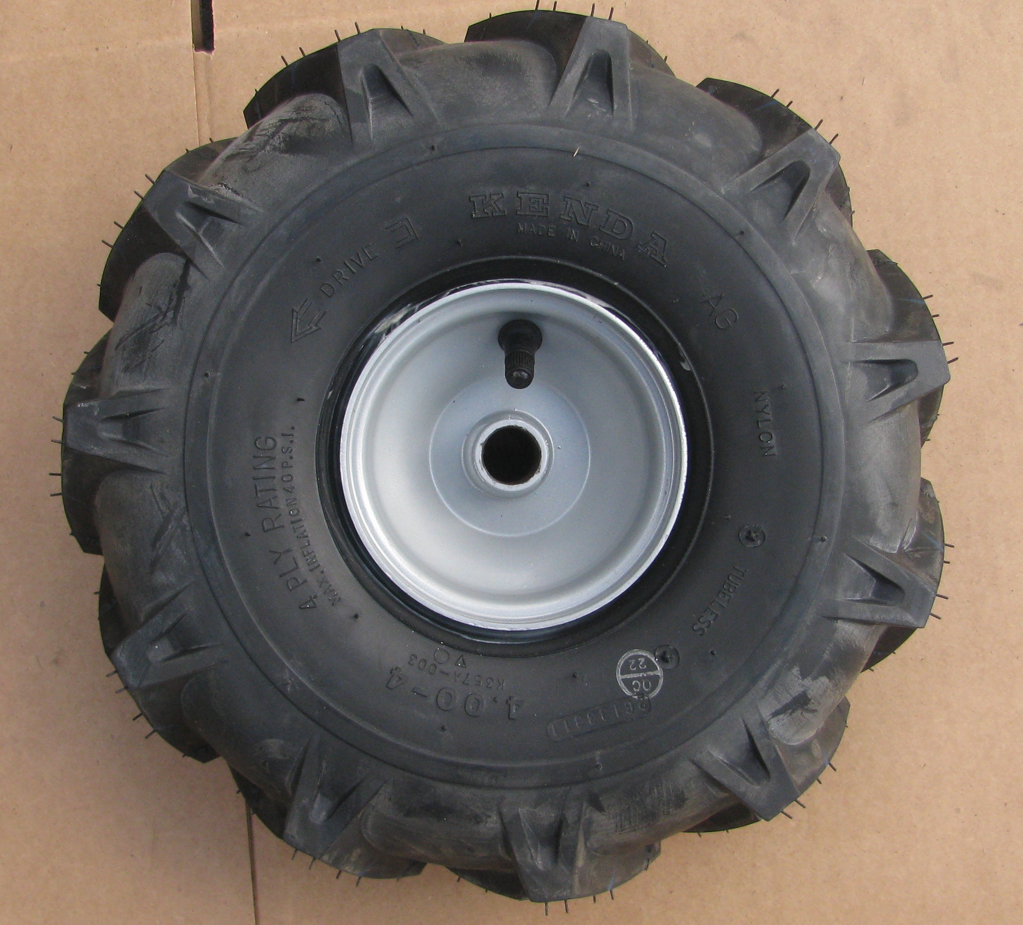 4.004 4.00x4 4004 4.004 Snow Blower Thrower Tiller TIRE RIM WHEEL
