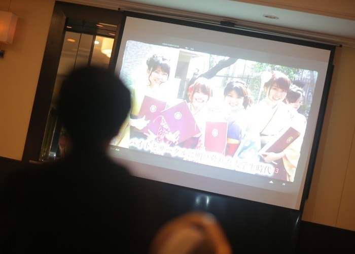 作例あり】結婚式プロフィールムービーの簡単なコメントの作り方 | 結婚式ムービー自作のトリセツ ゲストが引いちゃう、危険なプロフィールムービーの特徴まとめ | Marry[マリー]