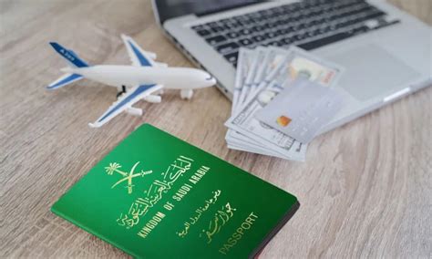 2- الاستعلام عن تأشيرات الخروج والعودة برقم الإقامة عبر منصة مقيم